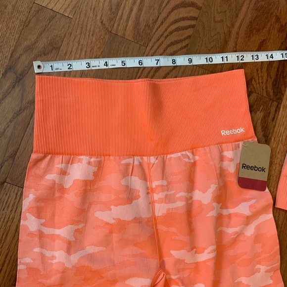 Reebok Orange / Peach Camo Leggings and Bra SET.  Sz M.   New With Tags! - Picture 4 of 9